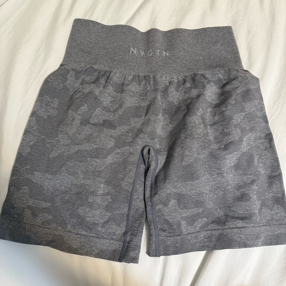 EUC - NVGTN Grey Camo Seamless Shorts